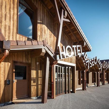 Base Camp Lodge Hotels Bourg-Saint-Maurice Buitenkant foto